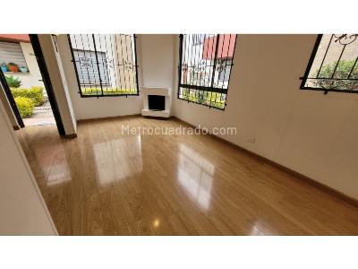 Casa en venta en Centro, Mosquera · foto 2 de 20