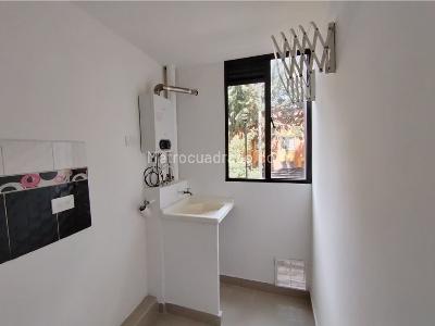 Apartamento de 3 alcobas en venta en La Estancia, Mosquera, 53 m² · foto 14 de 16