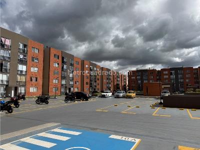Apartamento de 3 alcobas en venta en Planadas, Mosquera, 41 m² · foto 15 de 15