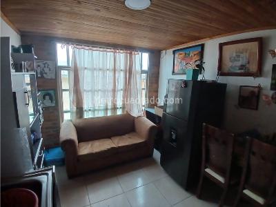 Casa de 5 alcobas en venta en Altos De Santa Ana, Mosquera, 216 m² · foto 13 de 18