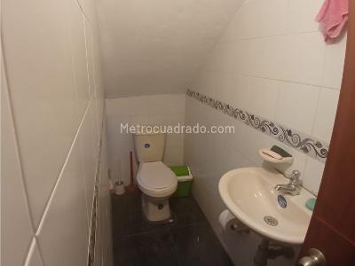 Casa de 5 alcobas en venta en Altos De Santa Ana, Mosquera, 216 m² · foto 16 de 18