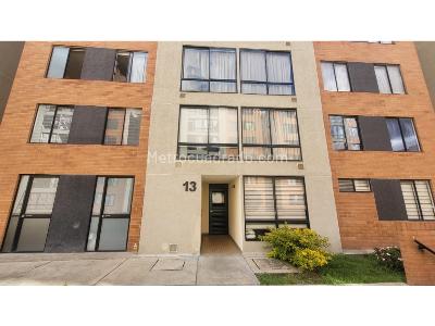 Apartamento en venta en La Estancia, Mosquera · foto 2 de 20