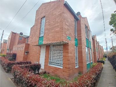 Casa de 3 alcobas en venta en Guicali, Funza, 84 m² · foto 2 de 20