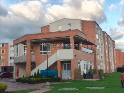 Apartamento en venta en La Cumbre, Mosquera · foto 13 de 16
