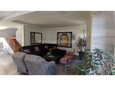 Casa de 5 alcobas en venta en Conjunto, Funza, 280 m² · foto 3 de 20