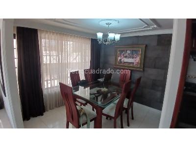 Casa de 5 alcobas en venta en El Sol, Funza, 237 m² · foto 5 de 20
