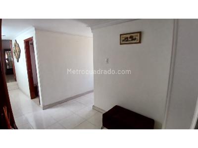 Casa de 5 alcobas en venta en El Sol, Funza, 237 m² · foto 10 de 20