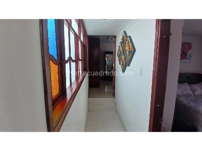 Casa de 5 alcobas en venta en El Sol, Funza, 237 m² · foto 11 de 20