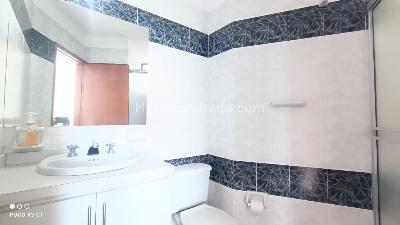 Apartamento de 4 alcobas en venta en Edificio Excalibur, Girardot, 137 m² · foto 17 de 20