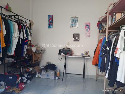 Casa de 5 alcobas en venta en Carrera 7 Barrio Santander, Girardot, 421 m² · foto 14 de 20