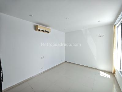 Casa de 3 alcobas en venta en Villas De Alcatraz, Girardot, 127 m² · foto 12 de 20