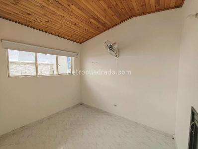 Casa de 3 alcobas en venta en Puerto Peñalisa, Girardot, 84 m² · foto 12 de 20