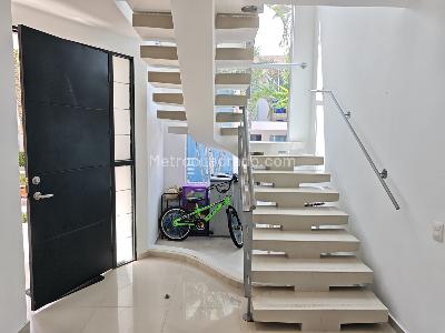 Casa de 3 alcobas en venta en Villas De Alcatraz, Girardot, 127 m² · foto 15 de 20