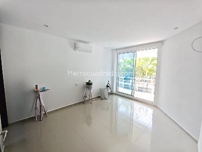 Casa de 3 alcobas en venta en Villas De Alcatraz, Girardot, 127 m² · foto 19 de 20