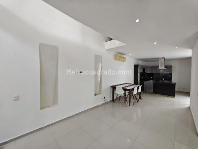 Casa de 3 alcobas en venta en Villas De Alcatraz, Girardot, 127 m² · foto 9 de 20