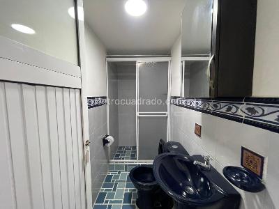 Casa de 5 alcobas en venta en Las Americas, Cali, 450 m² · foto 15 de 17
