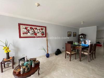 Casa de 5 alcobas en venta en Las Americas, Cali, 450 m² · foto 4 de 17