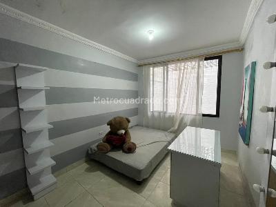 Casa de 5 alcobas en venta en Las Americas, Cali, 450 m² · foto 10 de 17