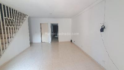 Casa de 5 alcobas en venta en Ciudad Cordoba, Cali, 210 m² · foto 6 de 9