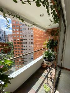 Apartamento de 3 alcobas en venta en Los Balsos, Medellín, 174 m² · foto 14 de 20