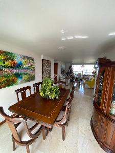 Apartamento de 3 alcobas en venta en Los Balsos, Medellín, 174 m² · foto 18 de 20