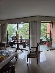 Apartamento de 3 alcobas en venta en Los Balsos, Medellín, 173 m² · foto 2 de 20