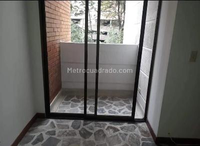 Apartamento de 3 alcobas en venta en Poblado San Lucas, Medellín, 140 m² · foto 14 de 20