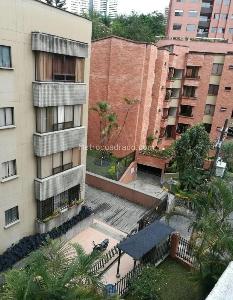 Apartamento de 3 alcobas en venta en Poblado San Lucas, Medellín, 140 m² · foto 6 de 20