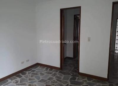 Apartamento de 3 alcobas en venta en Poblado San Lucas, Medellín, 140 m² · foto 15 de 20