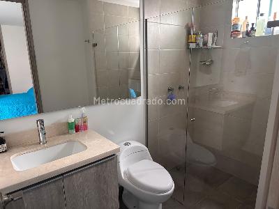 Apartamento de 3 alcobas en venta en Loma De Los Mesa, Envigado, 97 m² · foto 14 de 20