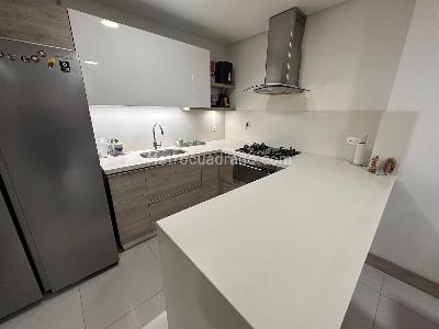 Apartamento de 3 alcobas en venta en Loma De Los Mesa, Envigado, 97 m² · foto 7 de 20