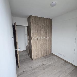 Apartamento en venta en Centro, Itagüí · foto 9 de 20