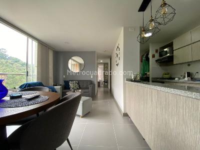 Apartamento de 3 alcobas en venta en Cañaveralejo, Sabaneta, 62 m² · foto 2 de 20