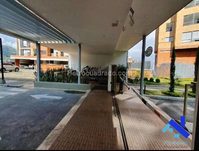 Apartamento de 3 alcobas en venta en Loma De Las Brujas, Envigado, 92 m² · foto 12 de 20