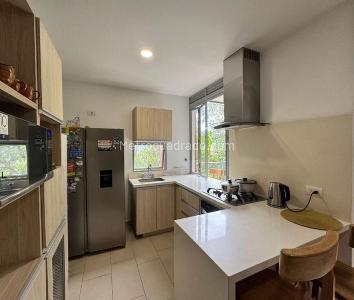Apartamento de 3 alcobas en venta en Loma De Las Brujas, Envigado, 92 m² · foto 6 de 20