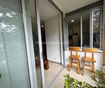 Apartamento de 3 alcobas en venta en Loma De Las Brujas, Envigado, 92 m² · foto 10 de 20