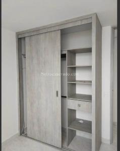 Apartamento de 3 alcobas en venta en La Doctora, Sabaneta, 58 m² · foto 9 de 20