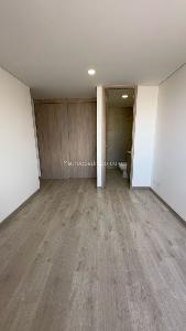 Apartamento de 2 alcobas en venta en San Jose, Sabaneta, 59 m² · foto 12 de 20