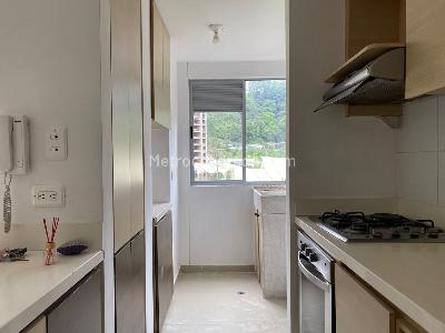 Apartamento de 3 alcobas en venta en San José, Sabaneta, 87 m² · foto 18 de 20