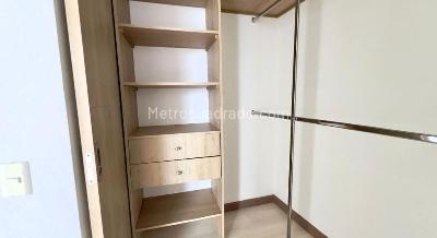Apartamento en venta en Loma Del Esmeraldal, Envigado · foto 12 de 20