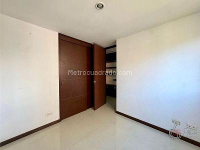 Apartamento de 3 alcobas en venta en La Abadia, Envigado, 110 m² · foto 2 de 20