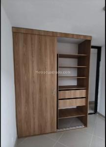 Apartamento en venta en Loma Del Indio, Medellín · foto 7 de 20