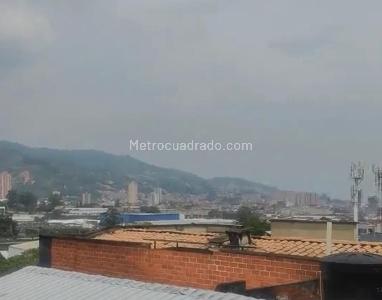 Apartamento de 3 alcobas en venta en Calle Del Banco, Sabaneta, 64 m² · foto 5 de 20