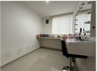 Apartamento de 3 alcobas en venta en Los Alcazares, Sabaneta, 67 m² · foto 16 de 20