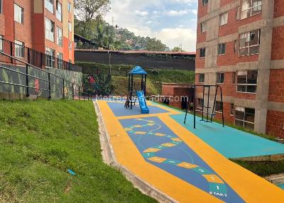 Apartamento de 2 alcobas en venta en Pan De Azucar, Sabaneta, 52 m² · foto 12 de 20