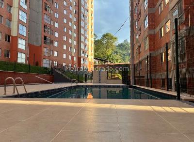Apartamento de 2 alcobas en venta en Pan De Azucar, Sabaneta, 52 m² · foto 13 de 20
