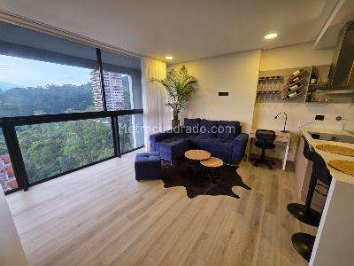 Apartamento de 1 alcoba en venta en El Poblado Las Palmas, Medellín, 48 m² · foto 2 de 20