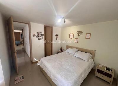 Apartamento en venta en Ditaires, Itagüí · foto 18 de 20
