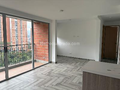 Apartamento de 2 alcobas en venta en San Remo, Sabaneta, 59 m² · foto 3 de 20