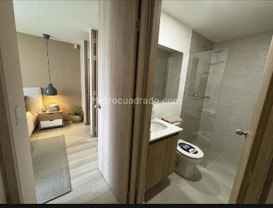 Apartamento de 3 alcobas en venta en Centro Itagui, Itagüí, 62 m² · foto 10 de 20
